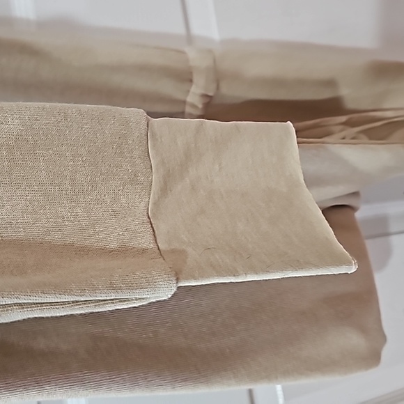 Jumper - Picture 4 of 6